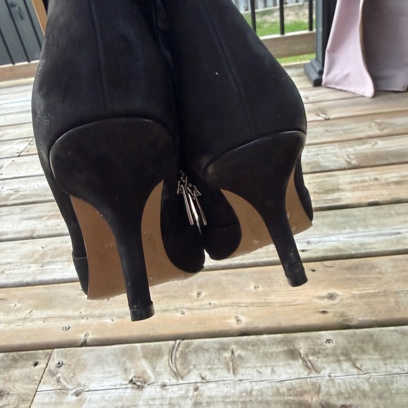 Vince Camuto Black Heeled Boots - Picture 8 of 10